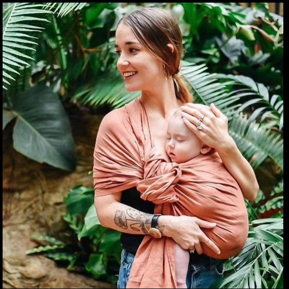 Kyte Baby ring sling - Picture 5 of 5